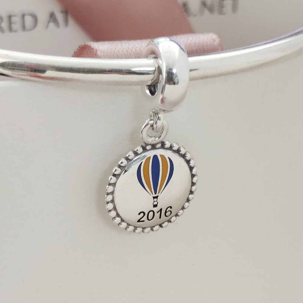 Pandora 2016 World Hot Air Balloon Exclusive Dangle Charm with box - Picture 1 of 7